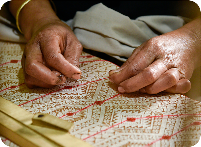 Supporting Old Weaving Traditions